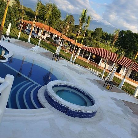 Rancho De Puerto Espejo Agrohotel Armenia  Exteriér fotografie